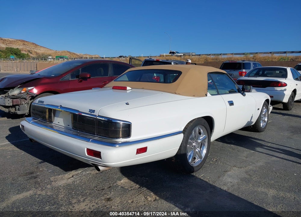 1996 JAGUAR XJS 2+2 VIN: SAJNX2747TC225378