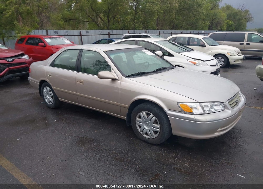 2001 TOYOTA CAMRY LE VIN: 4T1BG28K61U856429