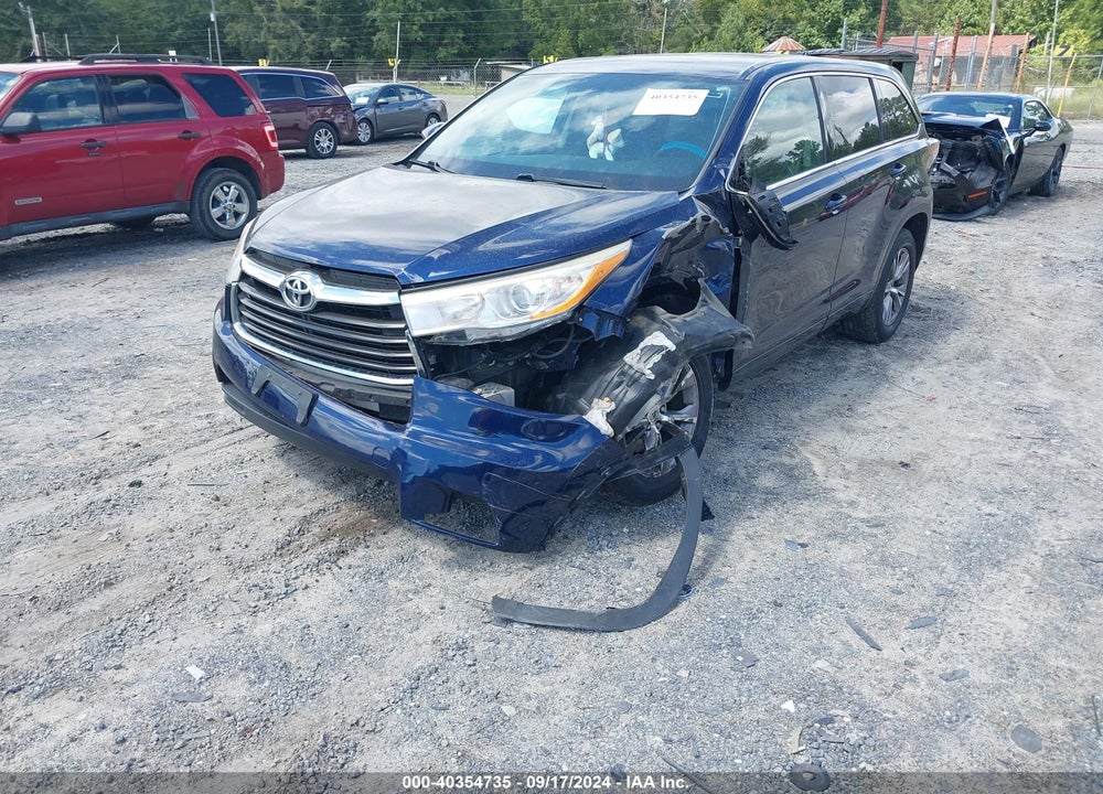 2014 TOYOTA HIGHLANDER LE PLUS V6 VIN: 5TDZKRFH6ES007283