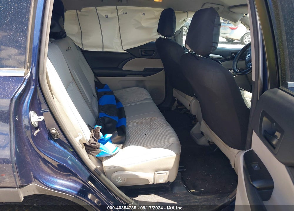 2014 TOYOTA HIGHLANDER LE PLUS V6 VIN: 5TDZKRFH6ES007283