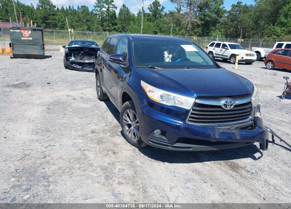 2014 TOYOTA HIGHLANDER LE PLUS V6 VIN: 5TDZKRFH6ES007283