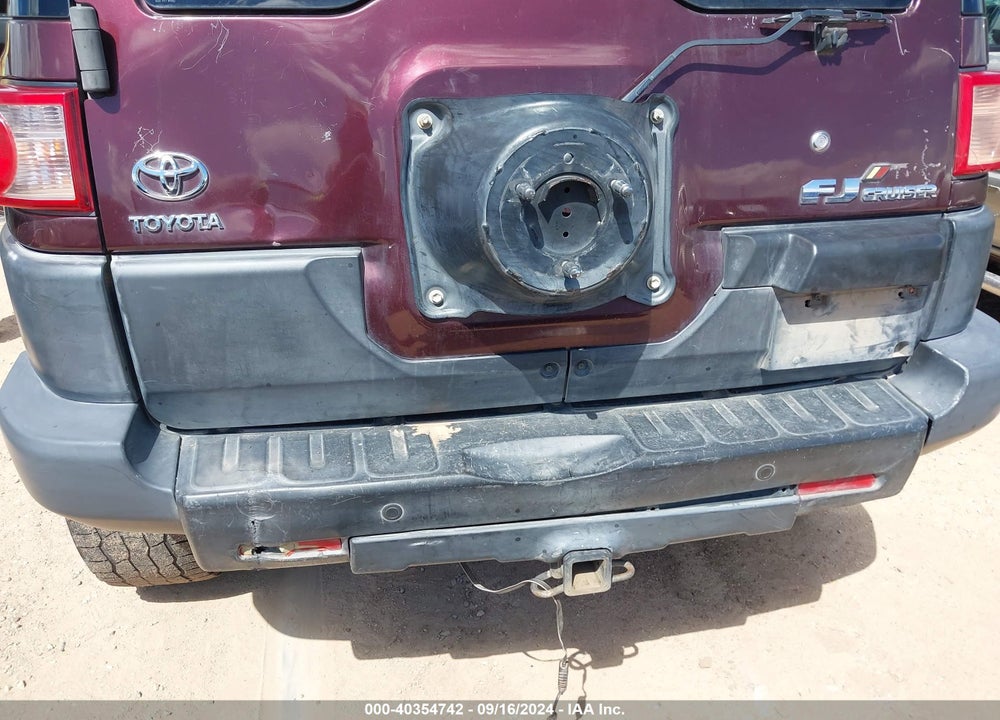 2007 TOYOTA FJ CRUISER VIN: JTEBU11FX70030828