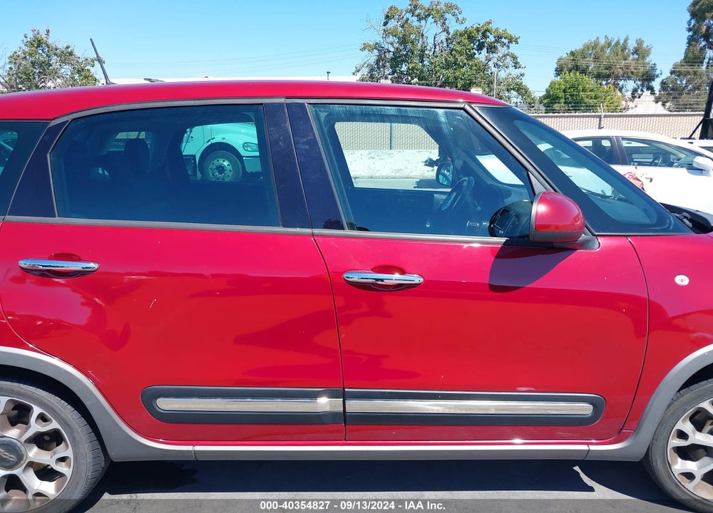 2017 FIAT 500L TREKKING VIN: ZFBCFADH2HZ039197