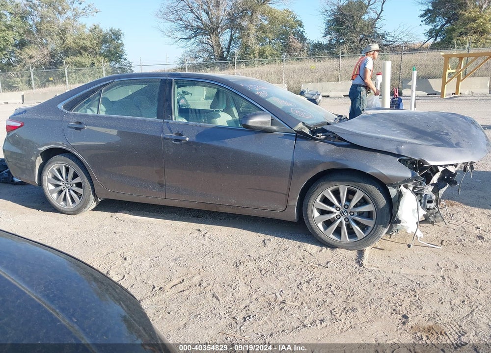 2017 TOYOTA CAMRY XLE VIN: 4T1BF1FK5HU665918