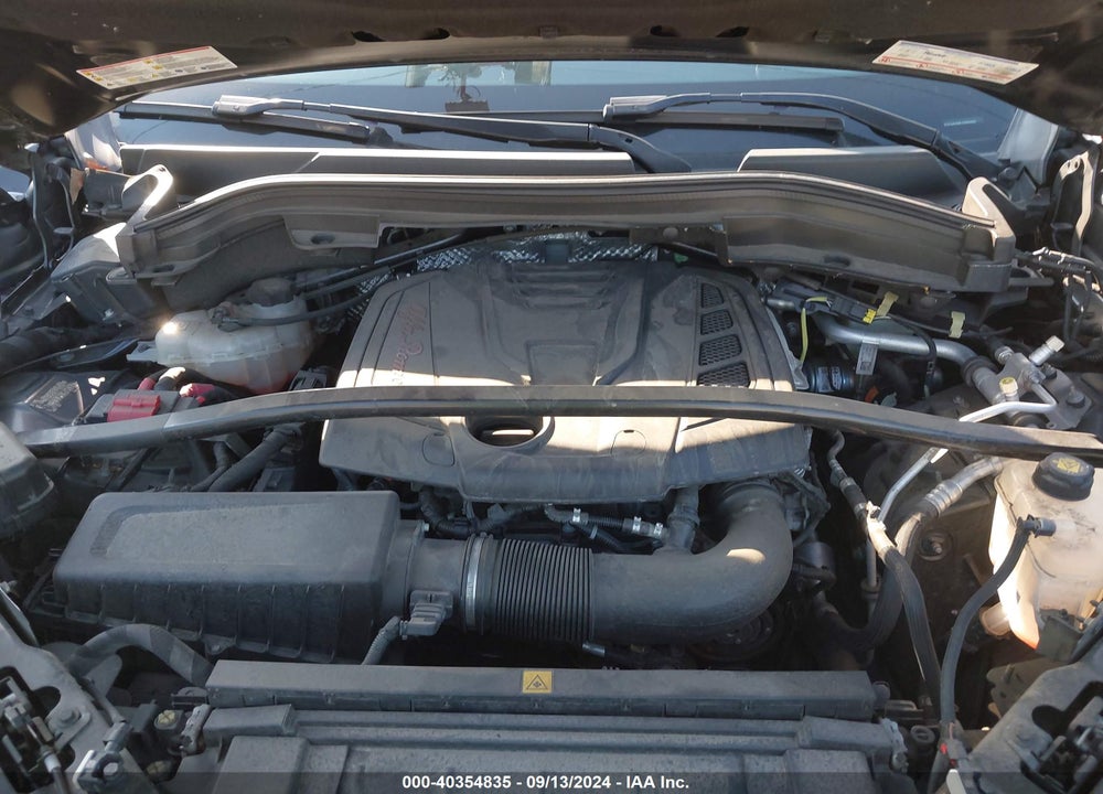 2018 ALFA ROMEO STELVIO VIN: ZASFAKAN6J7B68982