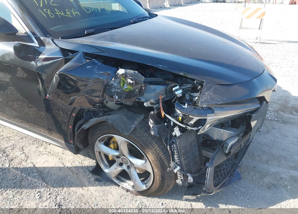 2018 ALFA ROMEO STELVIO VIN: ZASFAKAN6J7B68982