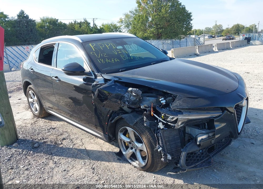 2018 ALFA ROMEO STELVIO VIN: ZASFAKAN6J7B68982