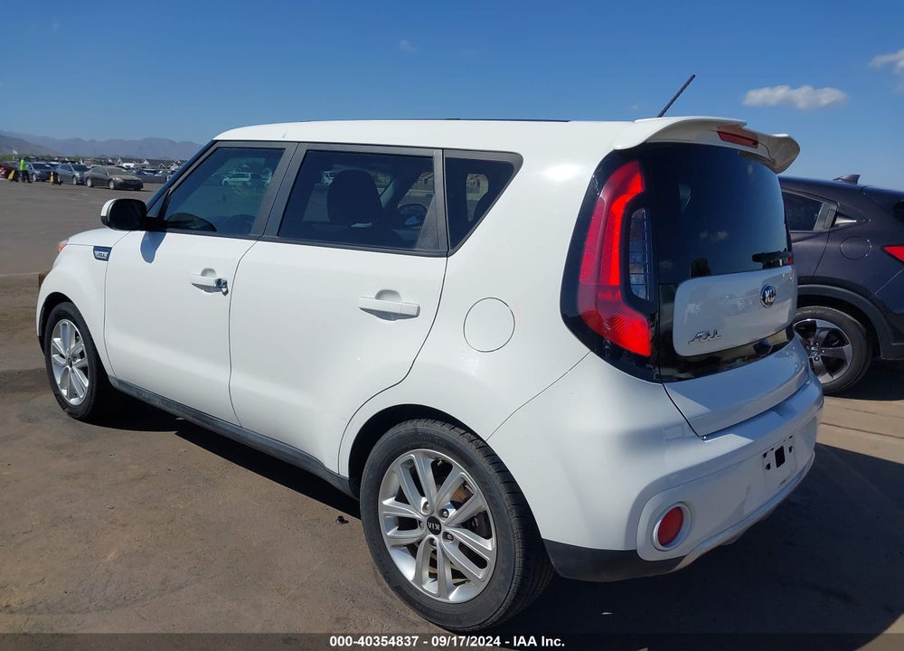 2018 KIA SOUL VIN: KNDJP3A58J7564340
