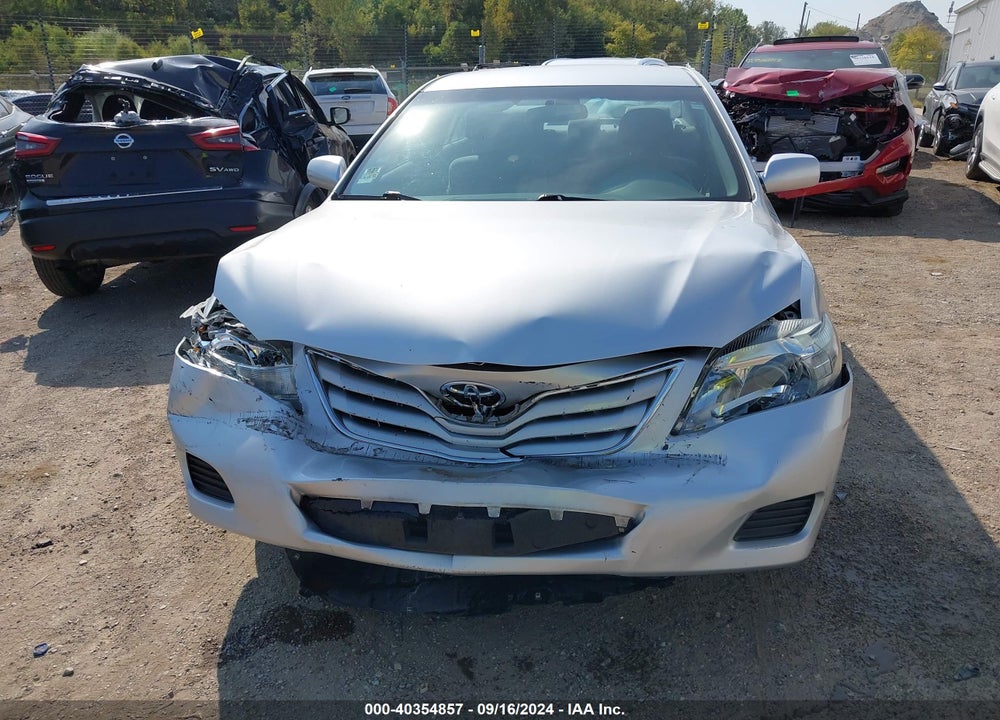 2011 TOYOTA CAMRY LE VIN: 4T1BF3EK4BU702087