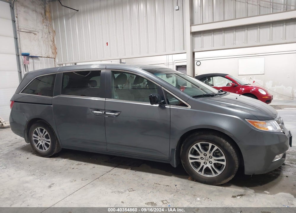 2011 HONDA ODYSSEY EX VIN: 5FNRL5H47BB051938