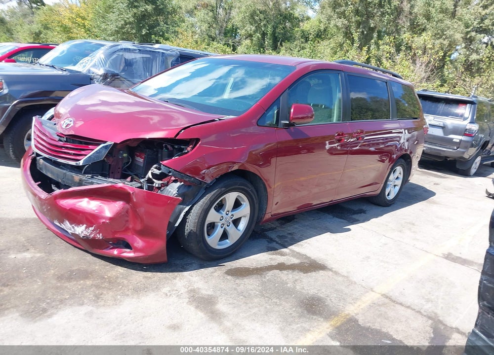 2015 TOYOTA SIENNA LE 8 PASSENGER VIN: 5TDKK3DC7FS640253