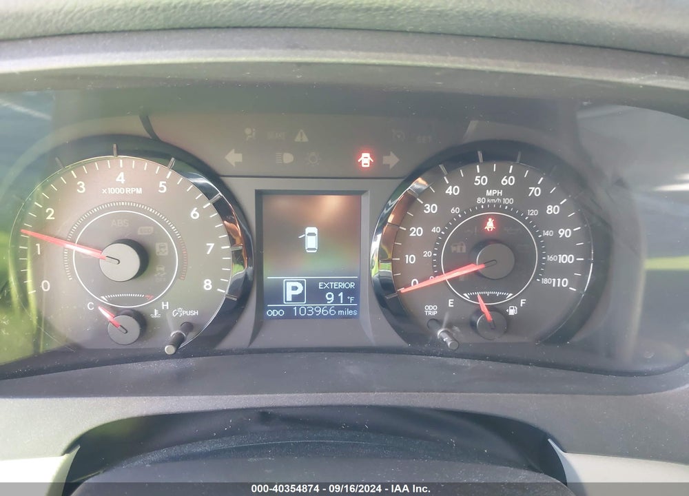 2015 TOYOTA SIENNA LE 8 PASSENGER VIN: 5TDKK3DC7FS640253