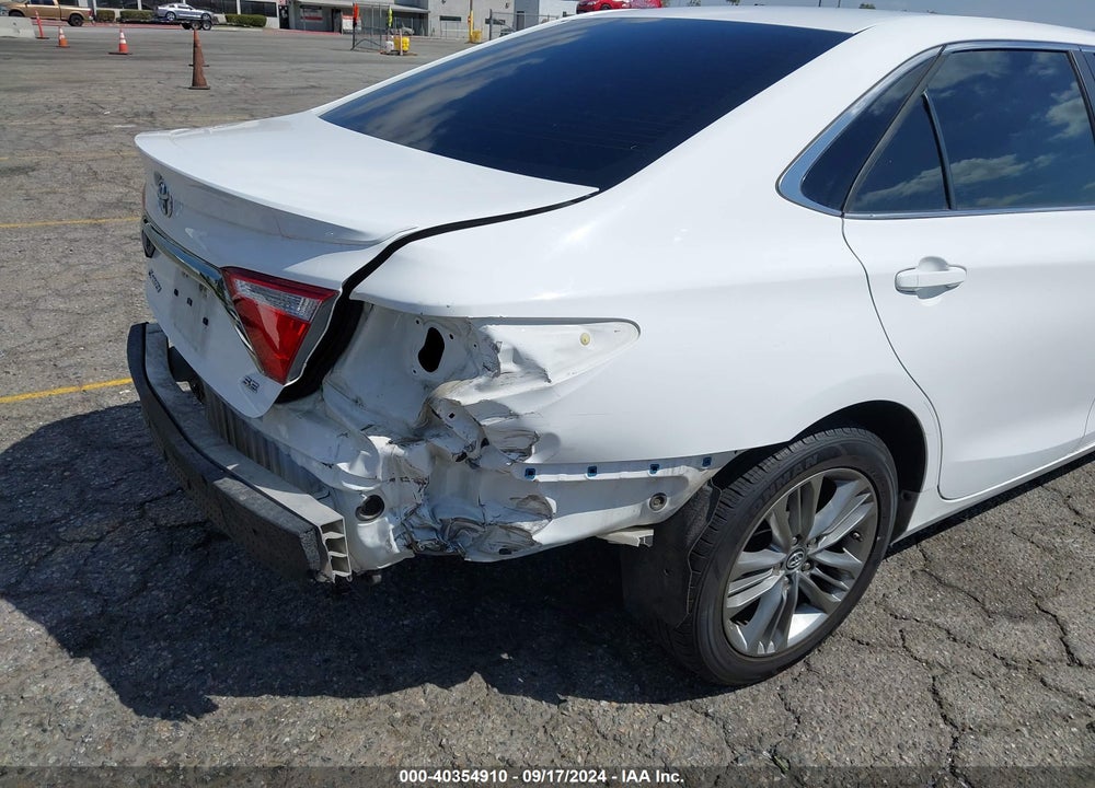 2017 TOYOTA CAMRY SE VIN: 4T1BF1FK8HU808215
