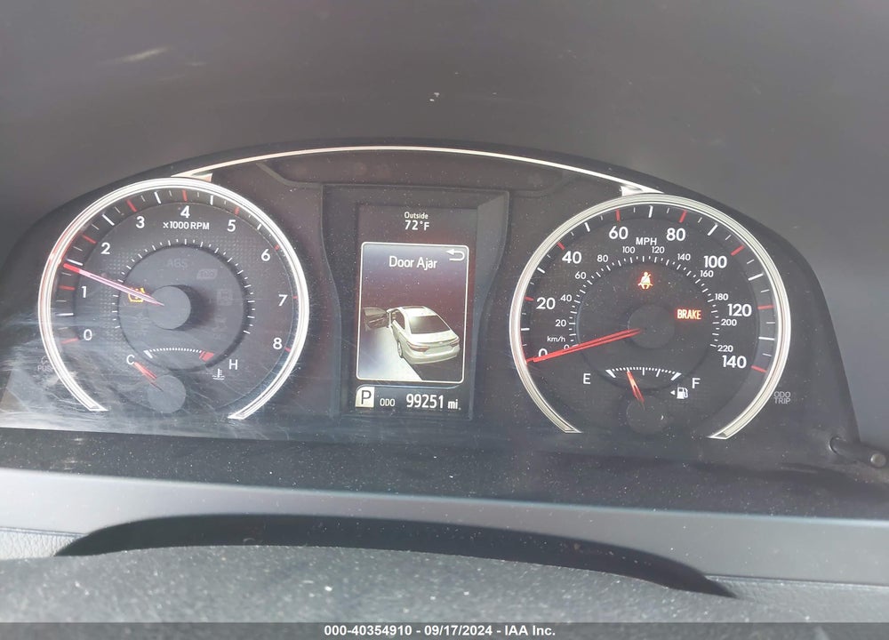 2017 TOYOTA CAMRY SE VIN: 4T1BF1FK8HU808215