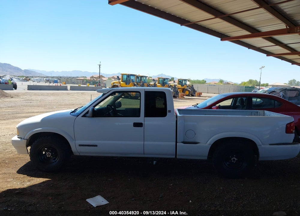 1996 GMC SONOMA VIN: 1GTCS19W1T8536496