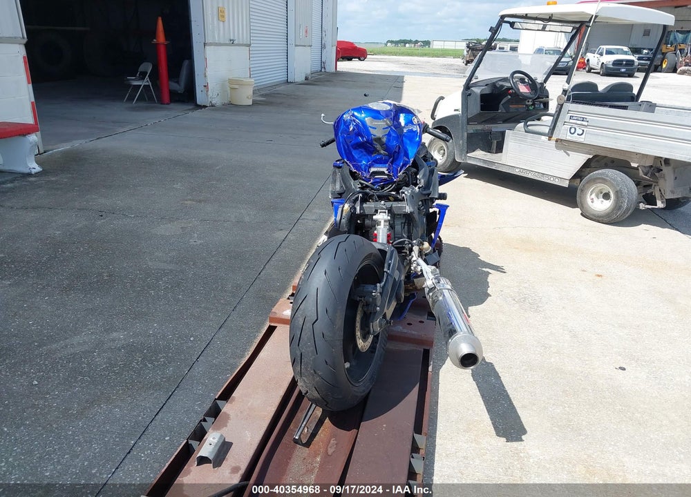 2005 YAMAHA YZFR6 L VIN: JYARJ06E25A026183