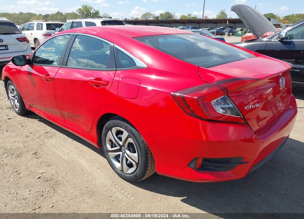 2018 HONDA CIVIC LX VIN: 2HGFC2F52JH558639