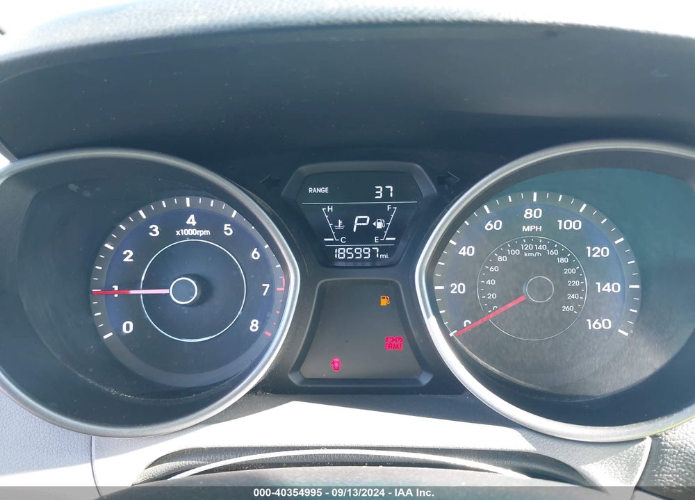 2016 HYUNDAI ELANTRA SE VIN: 5NPDH4AE9GH743085
