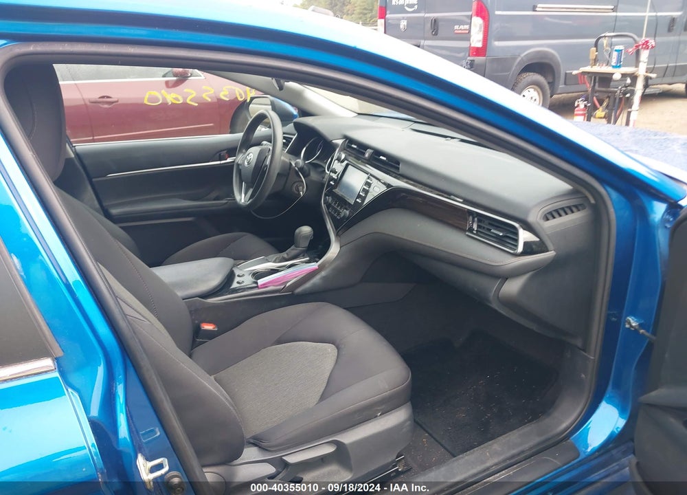 2019 TOYOTA CAMRY LE VIN: 4T1B11HK7KU280718