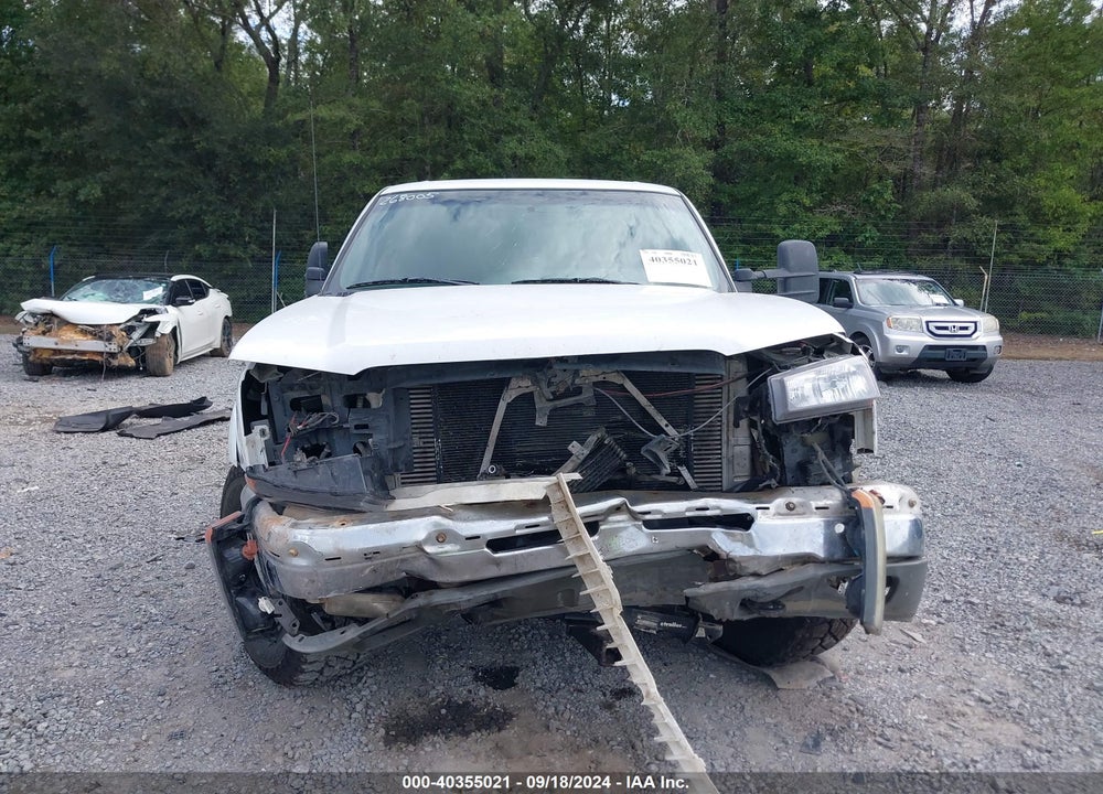2004 CHEVROLET SILVERADO 3500 LS VIN: 1GCHK33214F268005