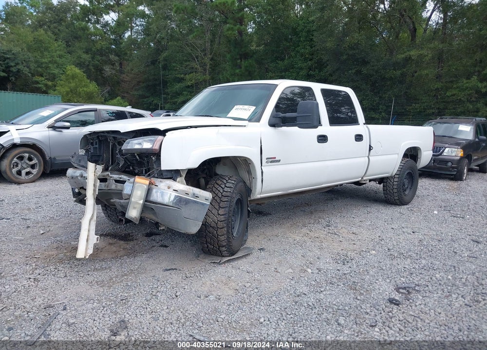 2004 CHEVROLET SILVERADO 3500 LS VIN: 1GCHK33214F268005