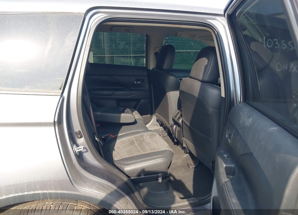 2019 MITSUBISHI OUTLANDER SE VIN: JA4AD3A34KZ043722