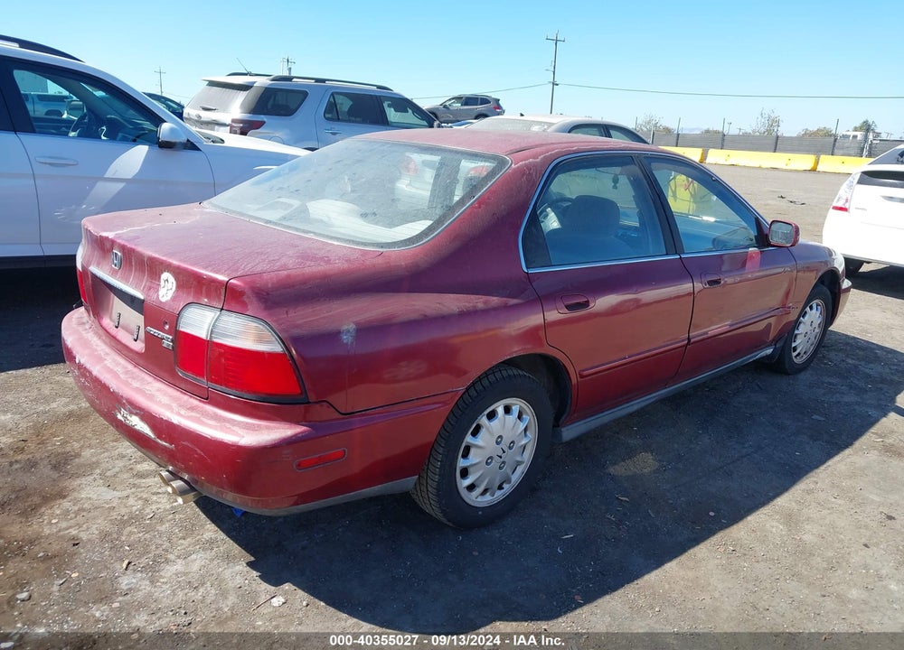 1996 HONDA ACCORD EX/EX-R VIN: 1HGCD5552TA022150