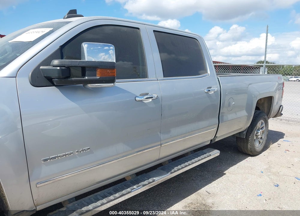 2018 CHEVROLET SILVERADO 3500HD LTZ VIN: 1GC4K0EY1JF138610