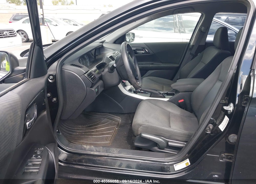 2017 HONDA ACCORD LX VIN: 1HGCR2F43HA156033