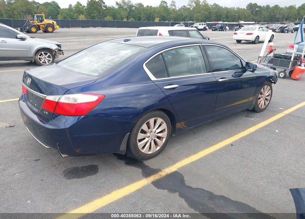 2013 HONDA ACCORD EX-L V-6 VIN: 1HGCR3F86DA011281