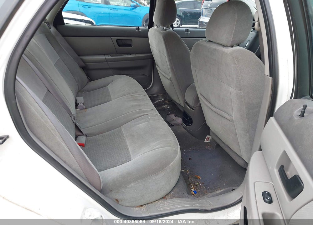 2005 FORD TAURUS SE VIN: 1FAFP53285A232854