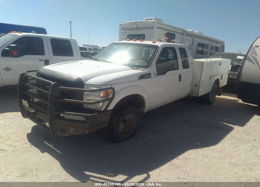2014 FORD F-350 CHASSIS XL VIN: 1FD8X3H60EEB47692