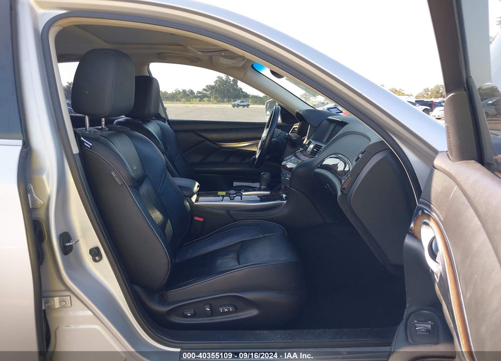 2012 INFINITI M35H VIN: JN1EY1AP4CM910489