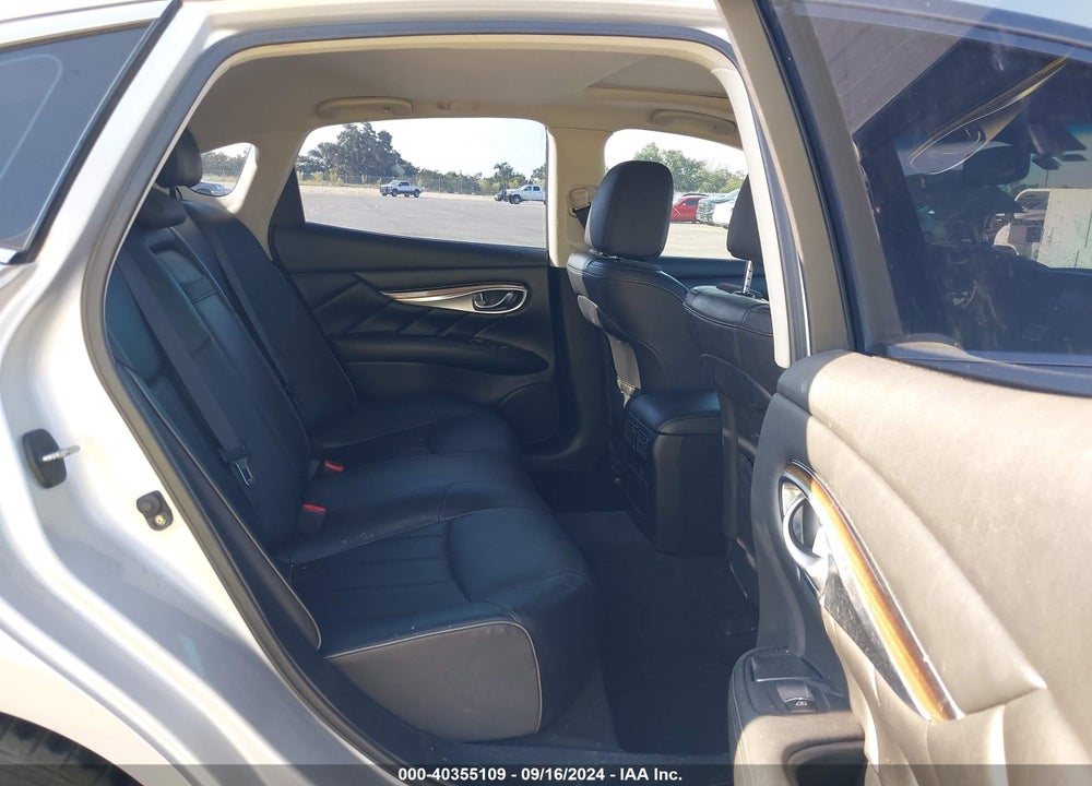 2012 INFINITI M35H VIN: JN1EY1AP4CM910489