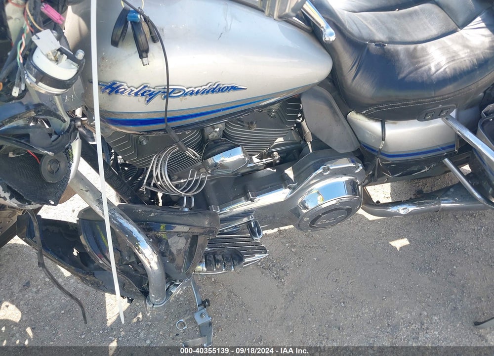 2009 HARLEY-DAVIDSON FLHTCUSE4 VIN: 1HD1PR8129Y957566