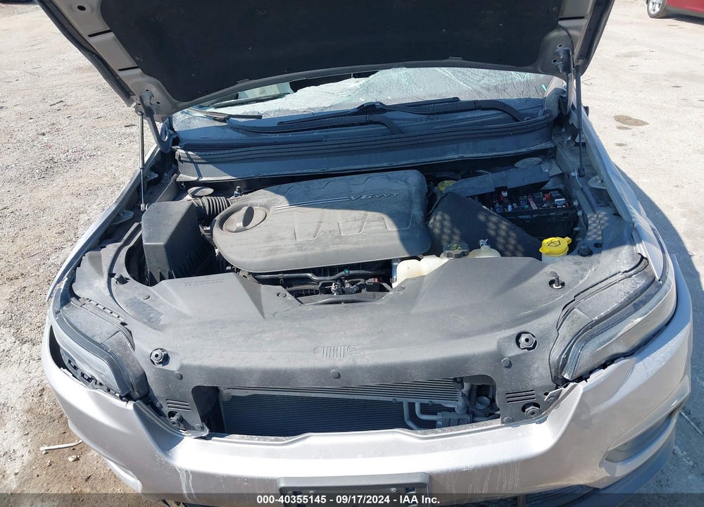 2019 JEEP CHEROKEE LATITUDE FWD VIN: 1C4PJLCX0KD221681
