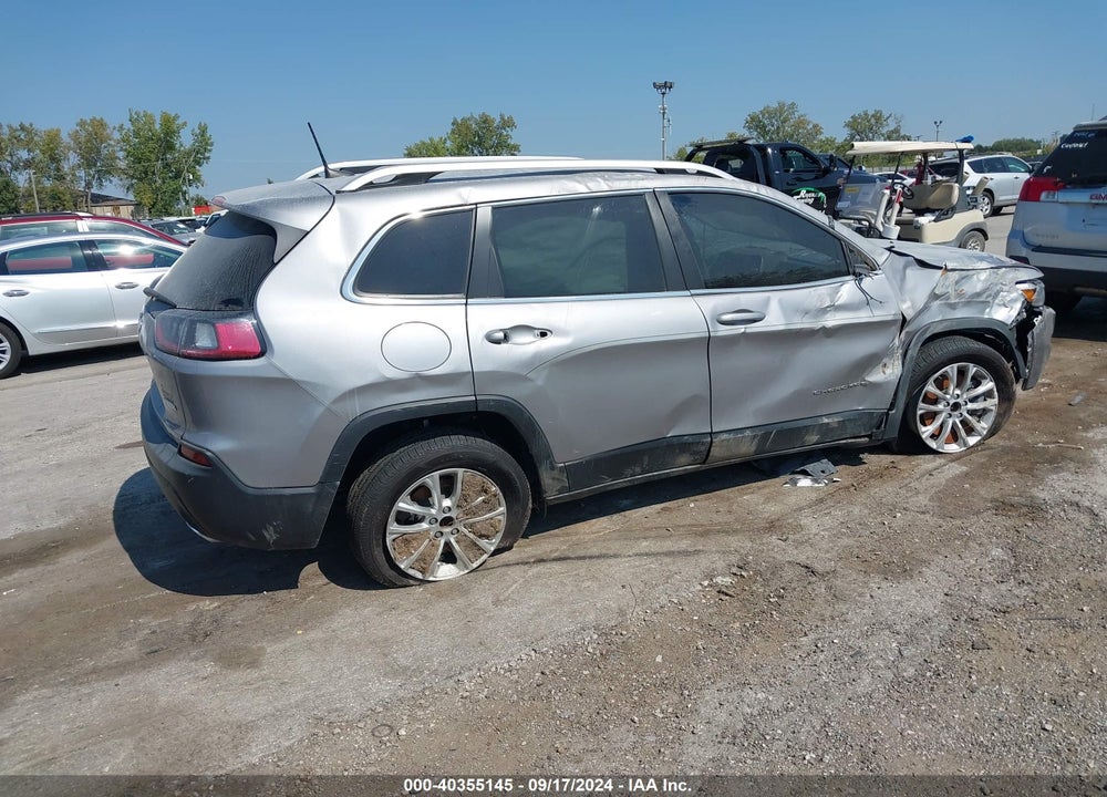 2019 JEEP CHEROKEE LATITUDE FWD VIN: 1C4PJLCX0KD221681