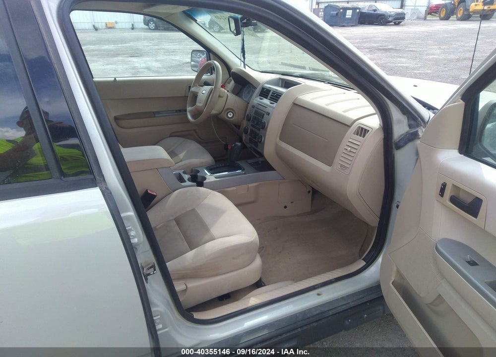 2008 FORD ESCAPE XLT VIN: 1FMCU93138KA72767