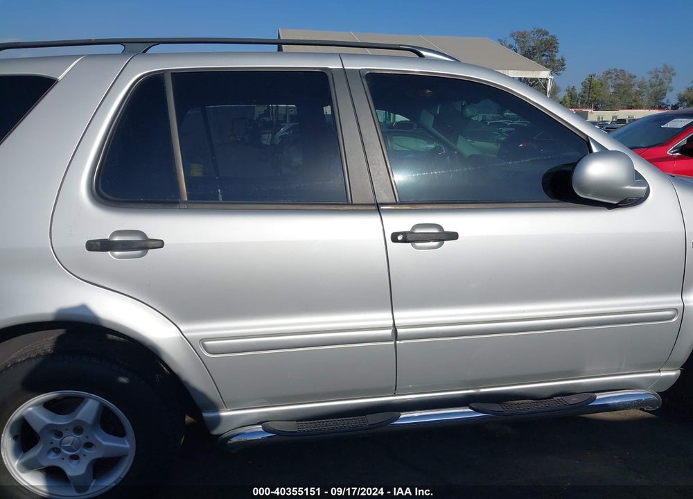 2000 MERCEDES-BENZ ML 320 VIN: 4JGAB54EXYA155089