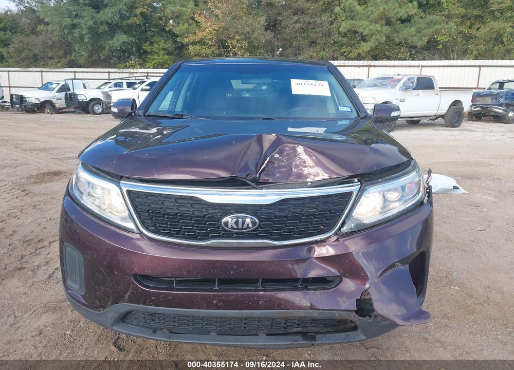 2015 KIA SORENTO LX VIN: 5XYKT3A63FG613995