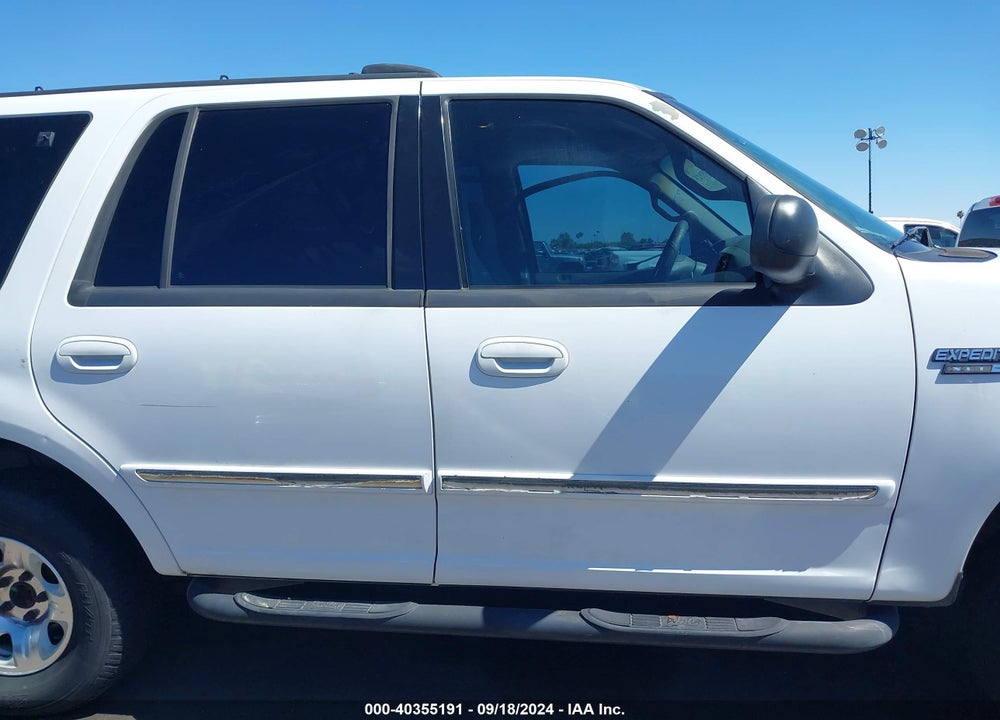 2001 FORD EXPEDITION XLT VIN: 1FMPU16L31LB46303