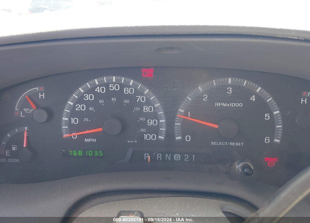 2001 FORD EXPEDITION XLT VIN: 1FMPU16L31LB46303