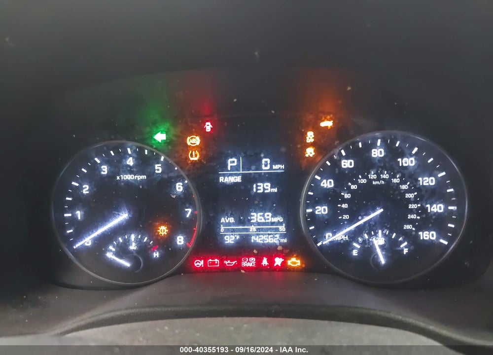 2017 HYUNDAI ELANTRA SE VIN: 5NPD74LF9HH184244