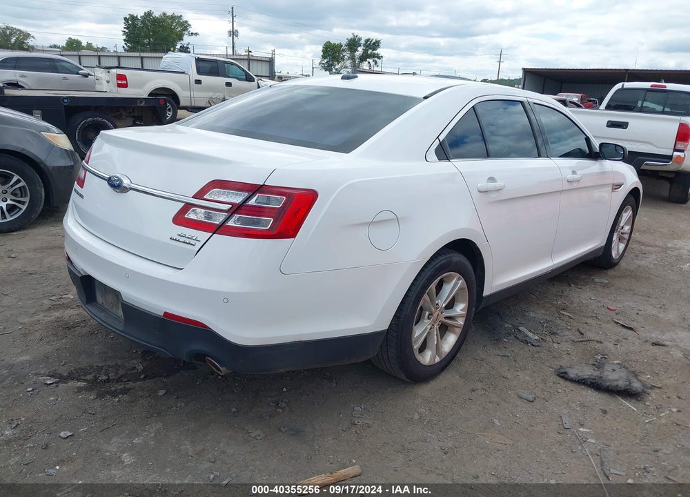 2018 FORD TAURUS SEL VIN: 1FAHP2E84JG131066