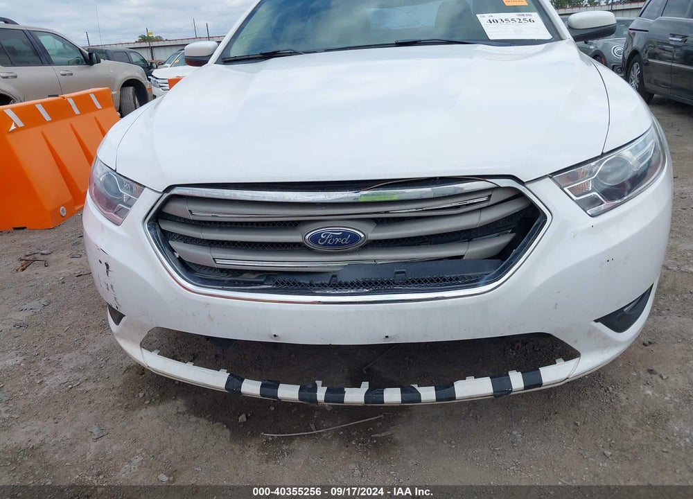 2018 FORD TAURUS SEL VIN: 1FAHP2E84JG131066