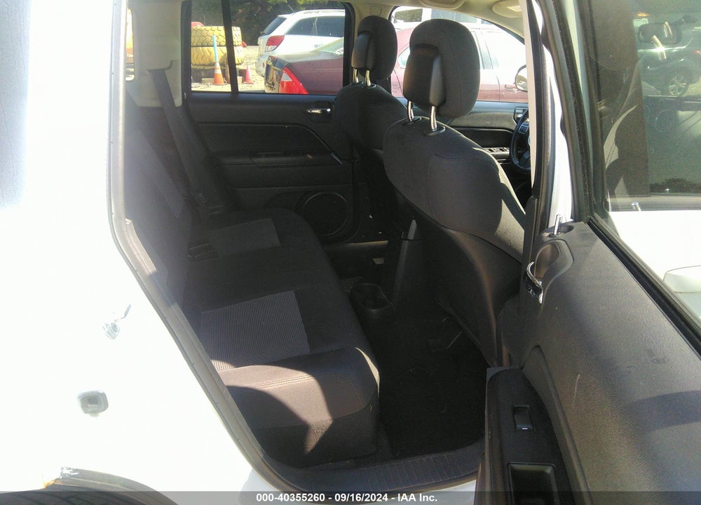 2011 JEEP COMPASS VIN: 1J4NF1FB6BD239173