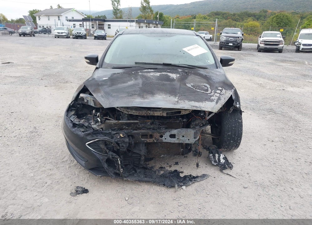 2017 FORD FOCUS SE VIN: 1FADP3F26HL202607