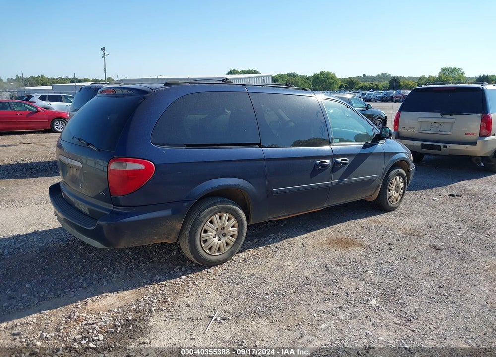 2005 CHRYSLER TOWN & COUNTRY LX VIN: 2C4GP44R35R151275