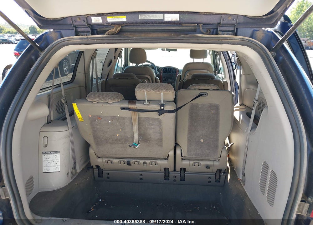 2005 CHRYSLER TOWN & COUNTRY LX VIN: 2C4GP44R35R151275