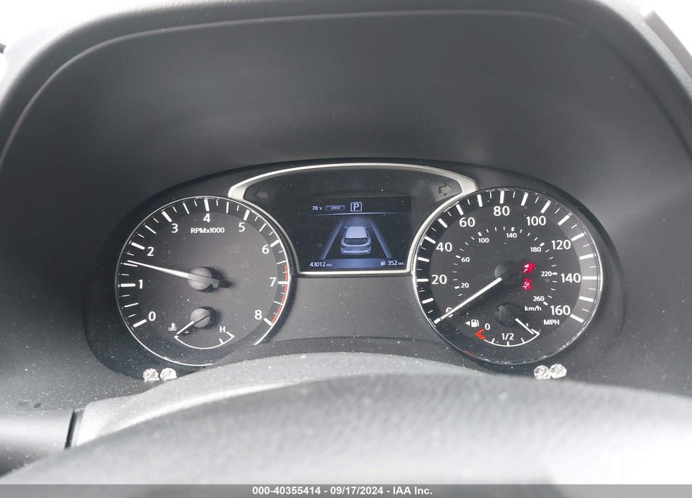 2017 NISSAN PATHFINDER SV VIN: 5N1DR2MMXHC695898